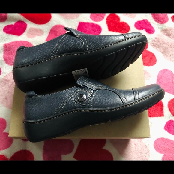 BRAND NEW Clarks Women's Collection Cora Poppy Shoe - Picture 8 of 11